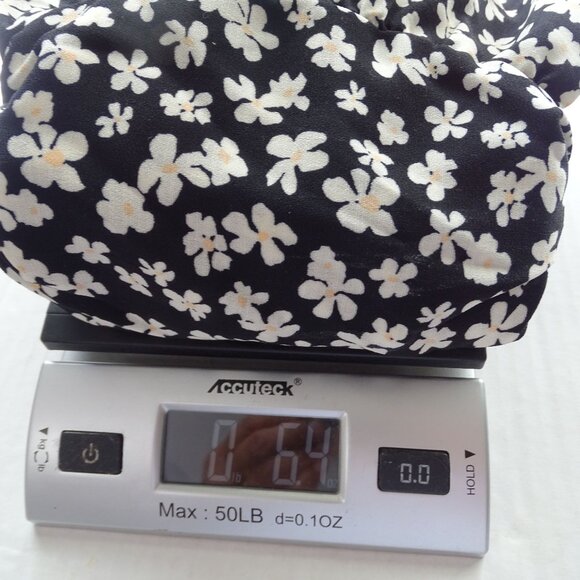 H&M Black Floral Crop Top Long Sleeve V-Neck Drawstring Hem Blouse Women Size M - Picture 12 of 12